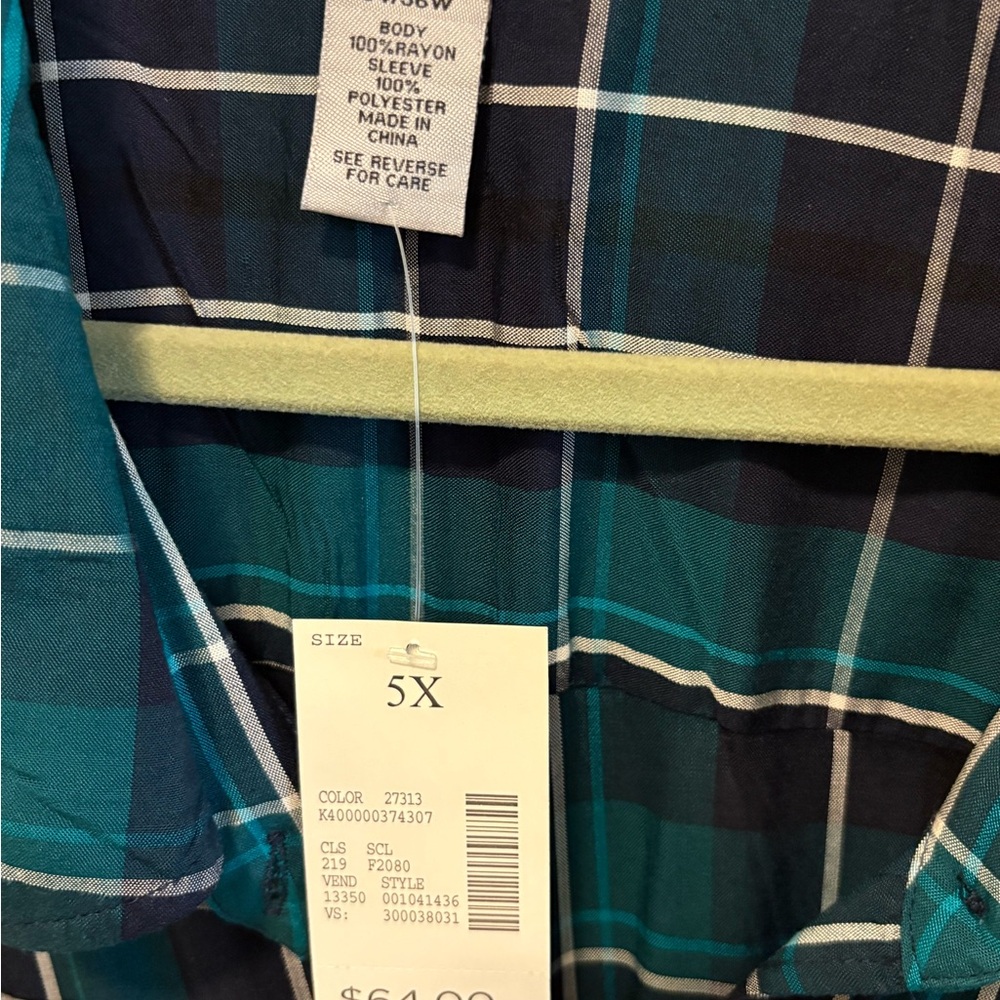 Catherines Green Oversized Long Sleeve Notched Collar Shirt - Picture 4 of 5